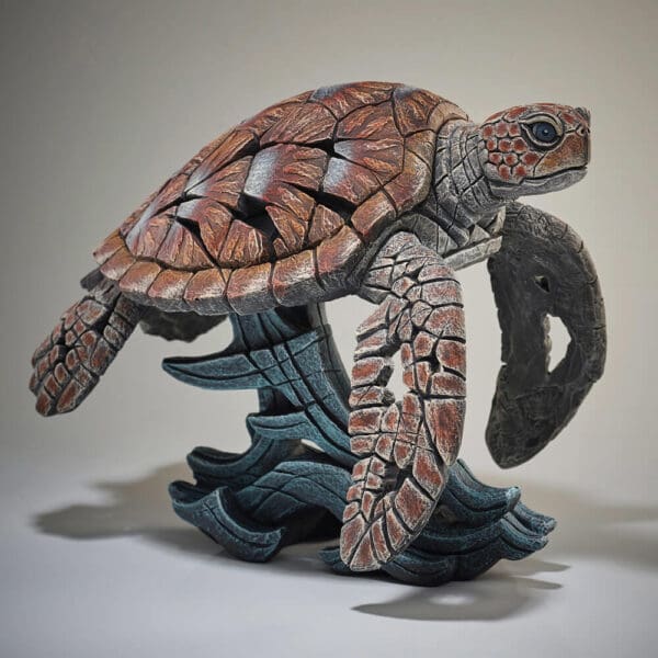 Edge Sea Turtle Figure - Image 4