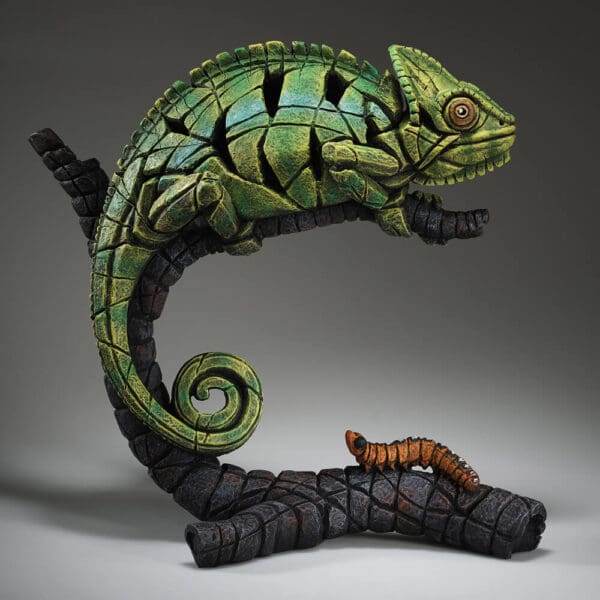 Edge Chameleon Figure - Image 2