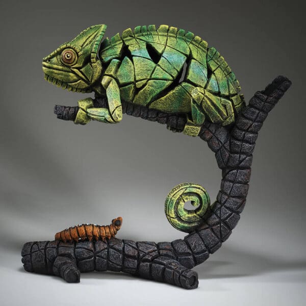 Edge Chameleon Figure - Image 4