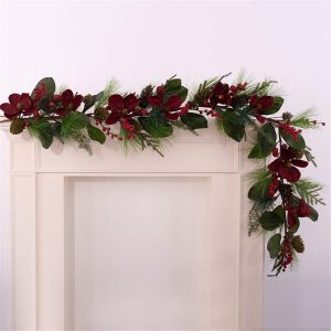 183cm Red Magnolia Garland W/Spruce Fir & Magnolia Leaves